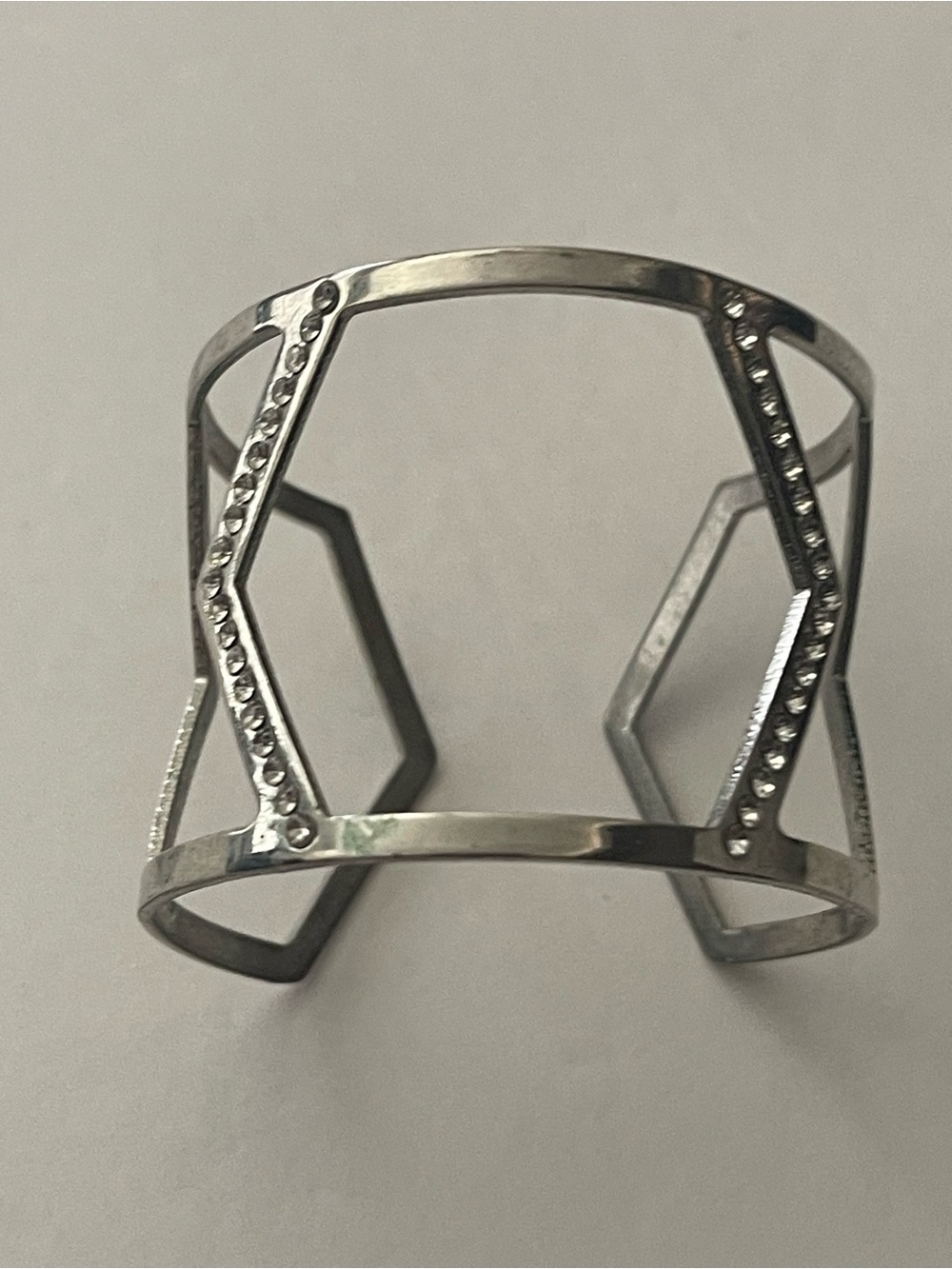 CUFF BRACELET